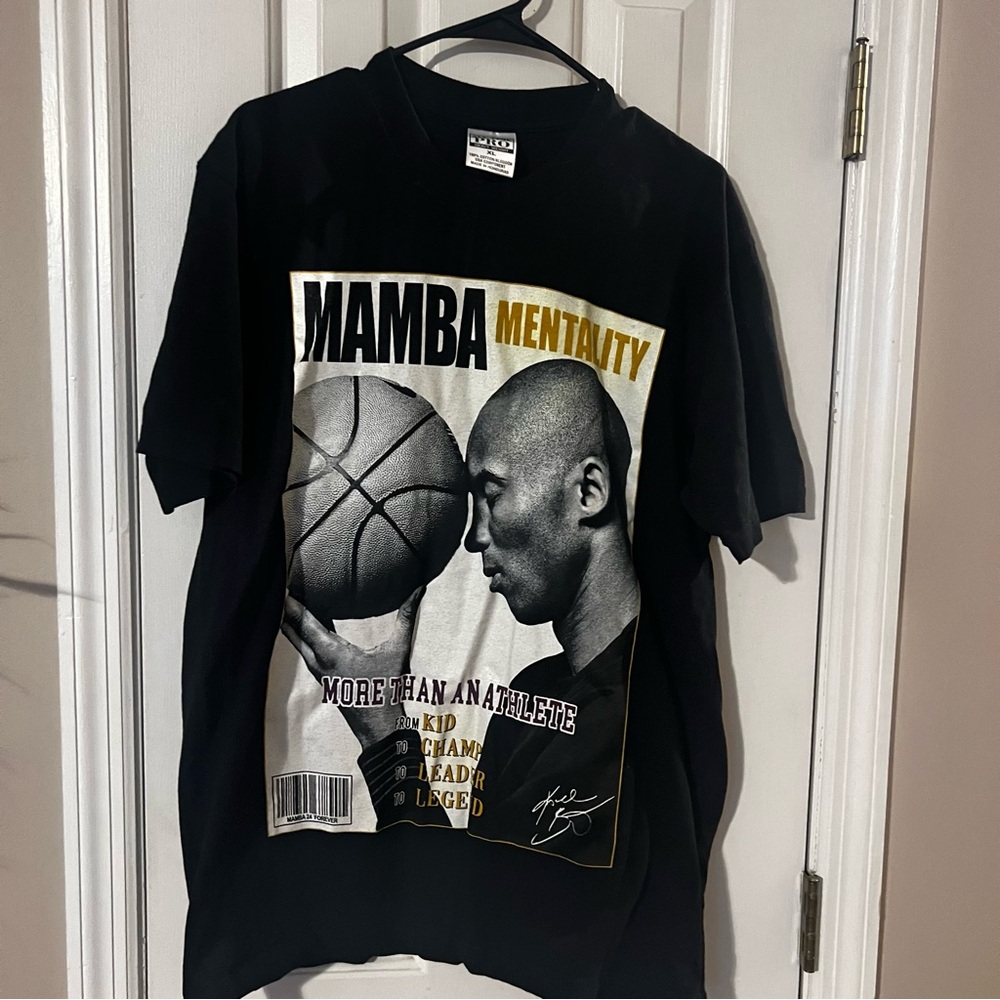 Kobe Bryant Black Mamba Mentality Graphic T-Shirt